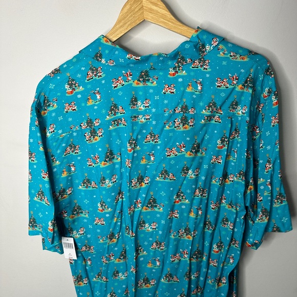 NEW! Mens Santa Mickey Mouse and Friends Holiday Woven Shirt - Picture 2 of 11